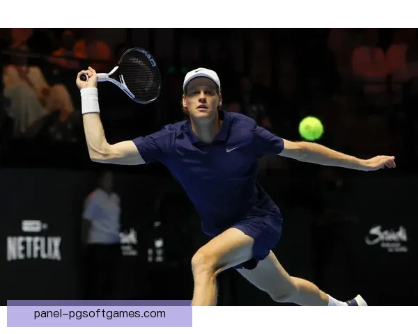 卫冕冠军力克对手，夺得网球比赛冠军