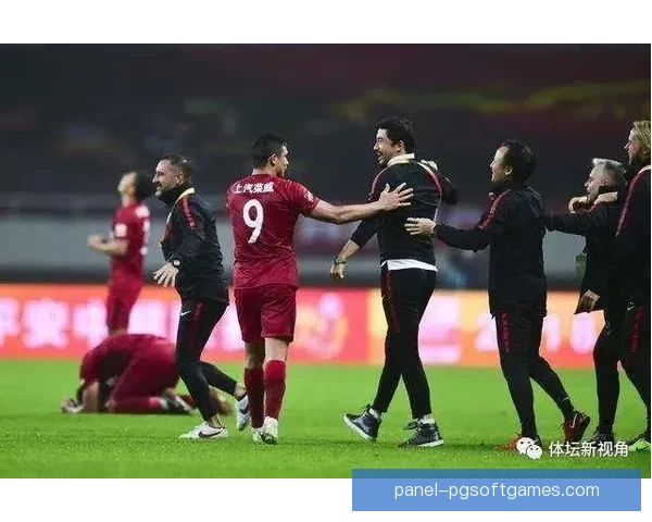 足球世界的新视角：探索比赛背后的故事